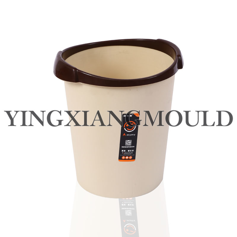 Contenedor de basura doméstico sin tapa