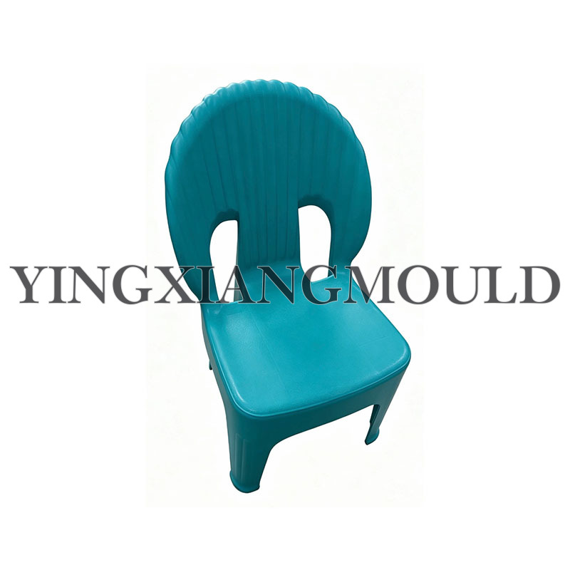Silla con respaldo de concha
